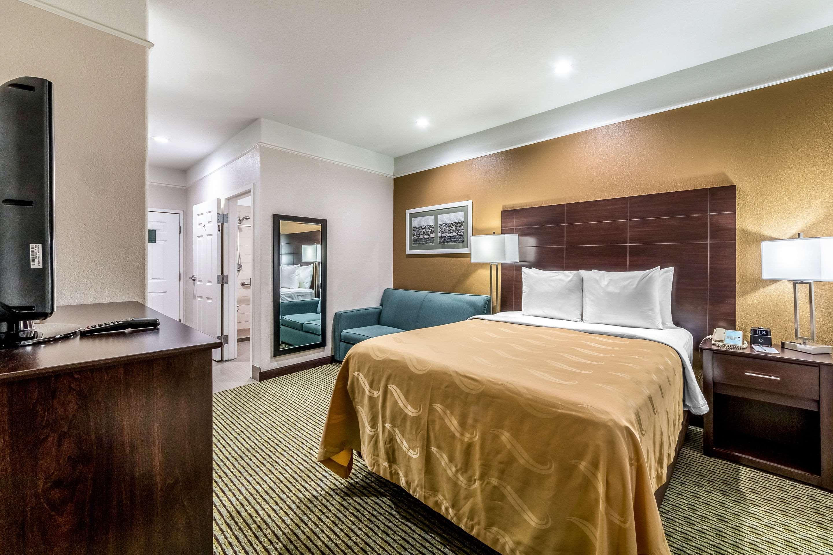 Quality Inn & Suites Seaworld North San Antonio Esterno foto