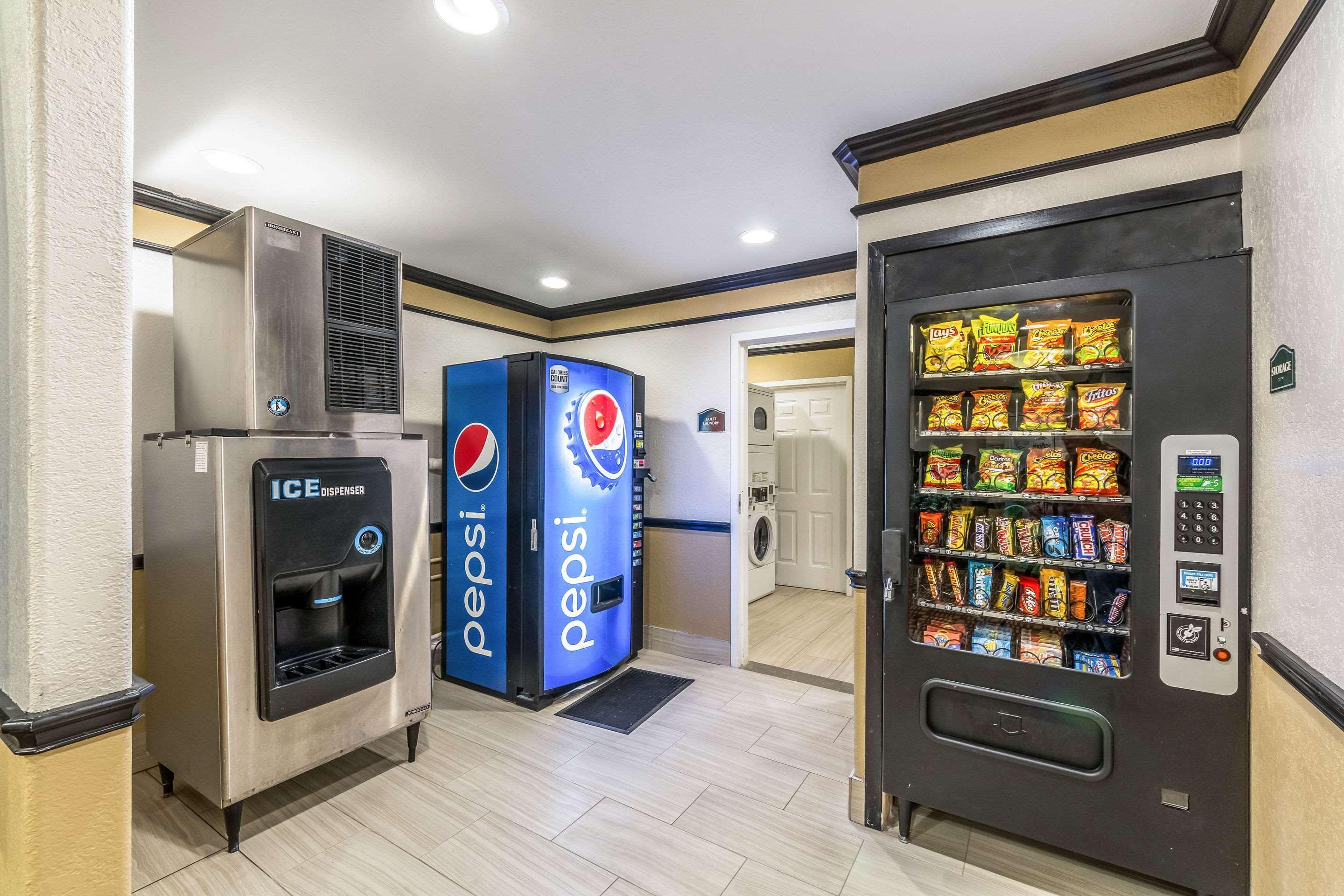 Quality Inn & Suites Seaworld North San Antonio Esterno foto