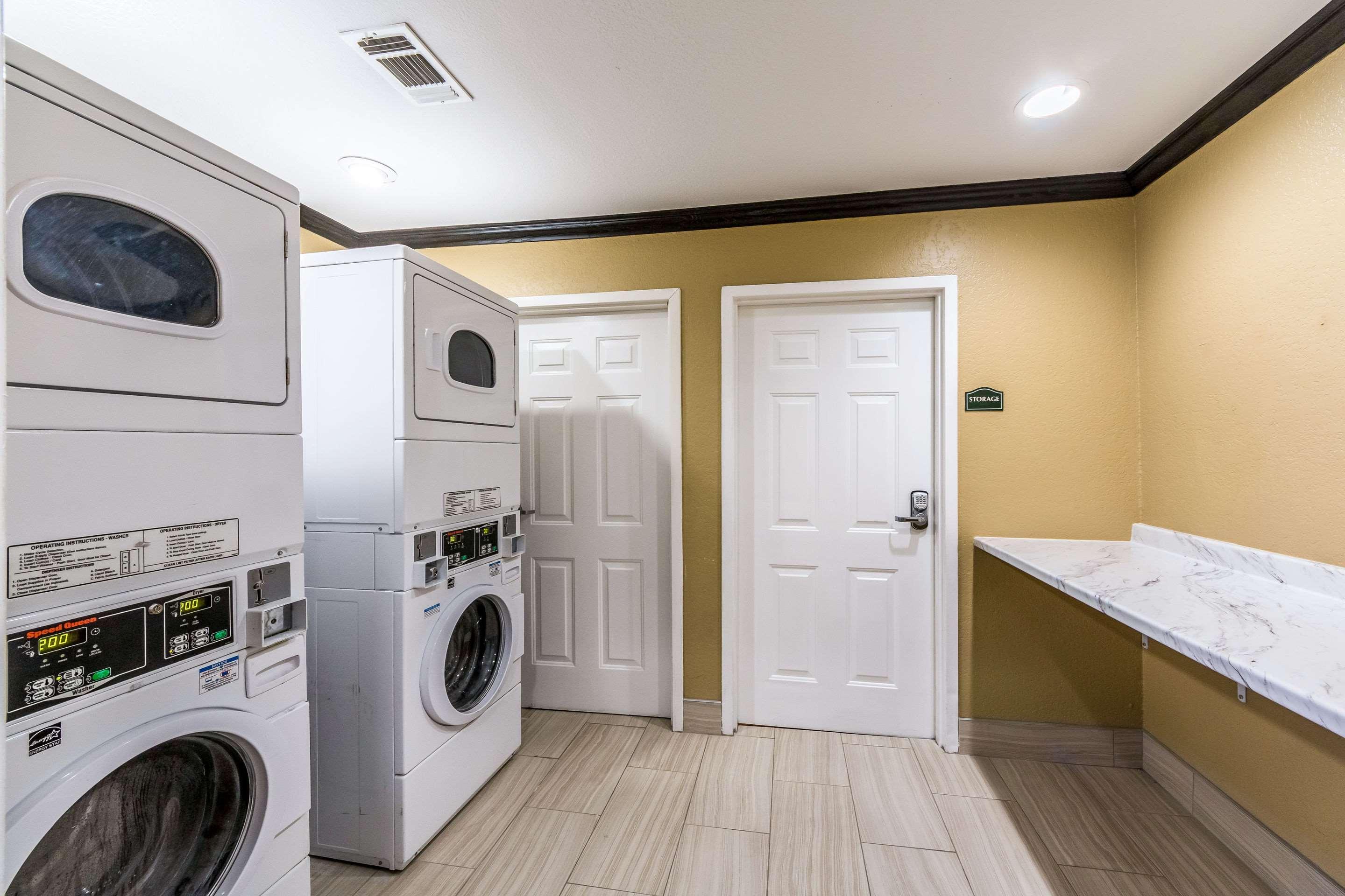 Quality Inn & Suites Seaworld North San Antonio Esterno foto