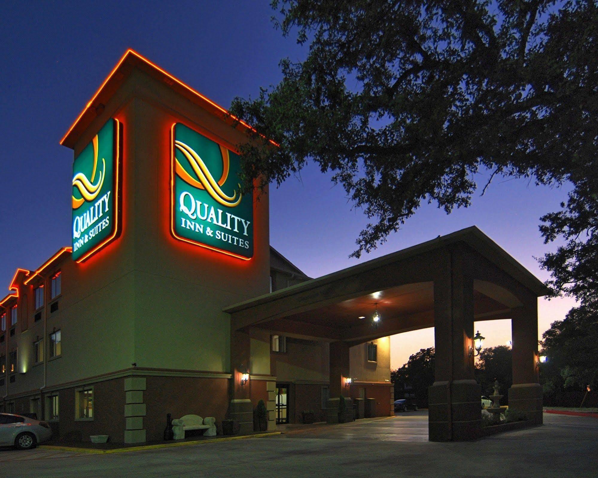 Quality Inn & Suites Seaworld North San Antonio Esterno foto
